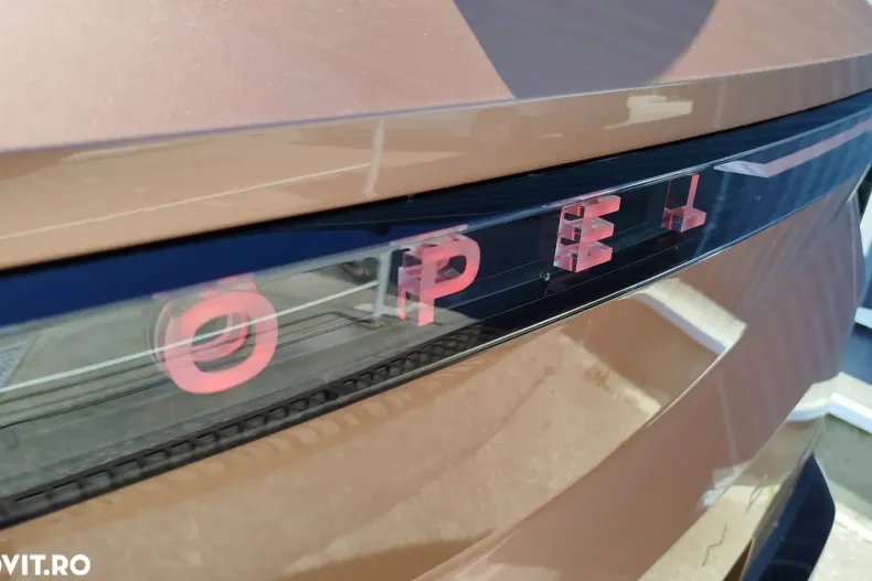 Opel Grandland din 2024 cu 1.250 km - oferta OPE133247 - foto 10