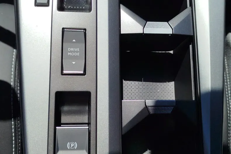 Opel Grandland din 2024 cu 1.250 km - oferta OPE133247 - foto 18