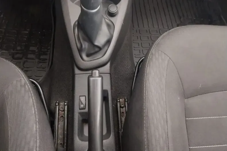 Dacia Logan din 2020 cu 68.912 km - oferta DAC133261 - foto 13