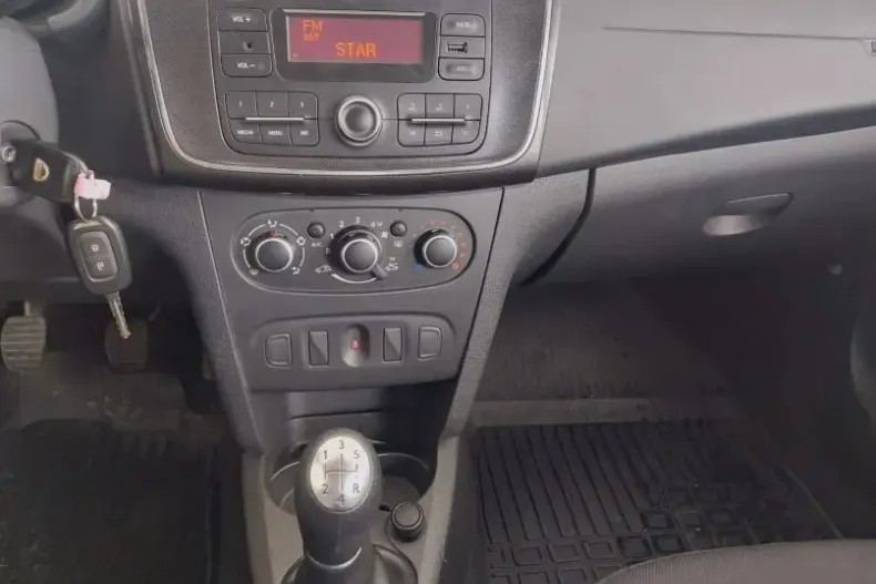 Dacia Logan din 2020 cu 68.912 km - oferta DAC133261 - foto 14