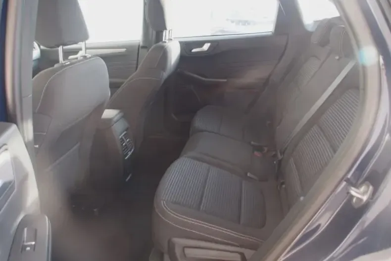 Ford Kuga din 2023 cu 10.101 km - oferta FOR133262 - foto 7