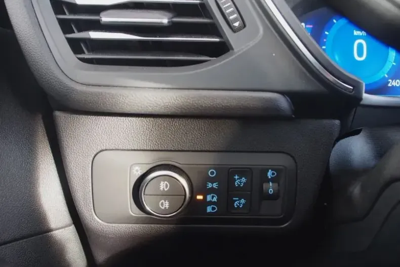 Ford Kuga din 2023 cu 10.101 km - oferta FOR133262 - foto 16