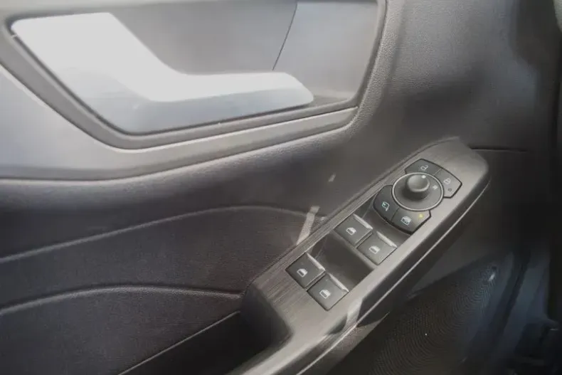 Ford Kuga din 2023 cu 10.101 km - oferta FOR133262 - foto 17