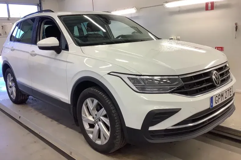 Volkswagen Tiguan din 2021 cu 165.358 km - oferta VOL133273 - foto 1