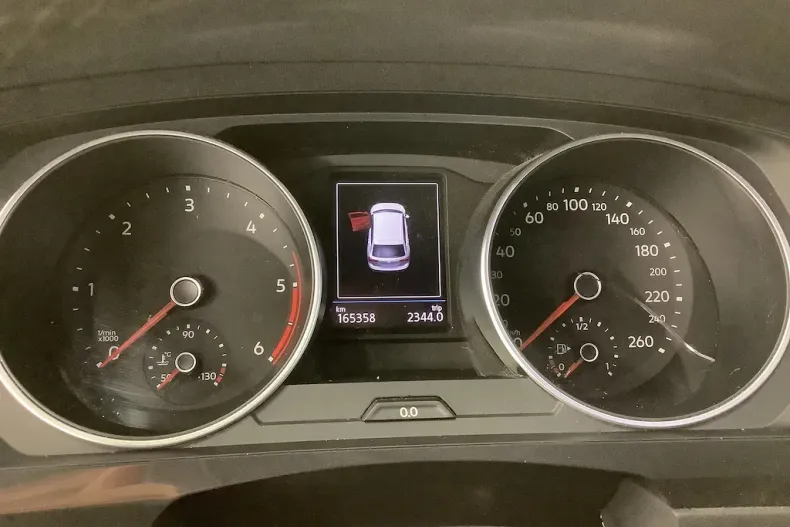 Volkswagen Tiguan din 2021 cu 165.358 km - oferta VOL133273 - foto 12