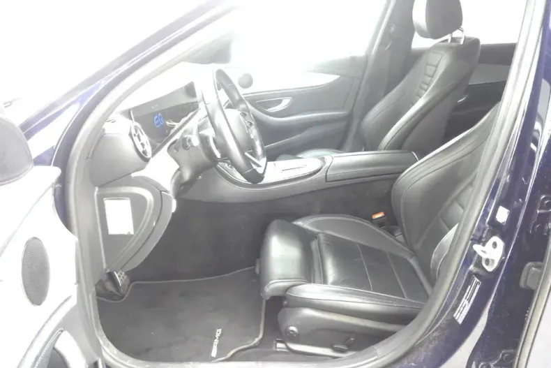 Mercedes-Benz E din 2020 cu 84.183 km - oferta MER133274 - foto 4