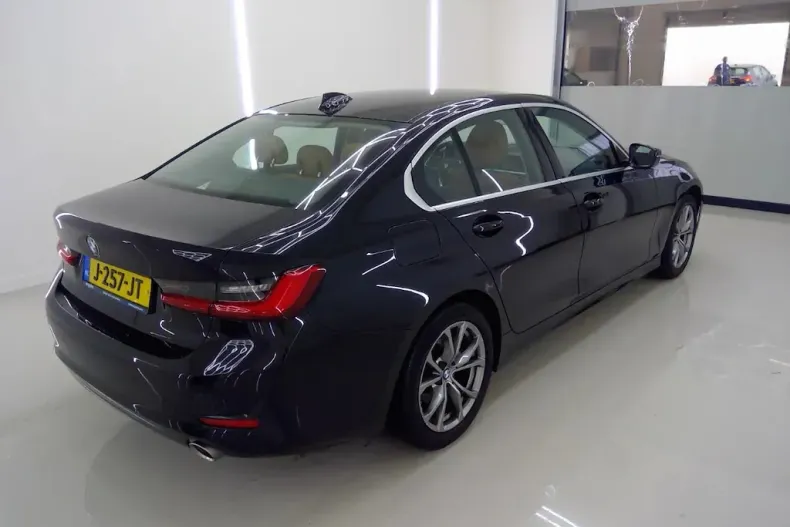 BMW Seria 3 din 2020 cu 107.058 km - oferta BMW133282 - foto 2