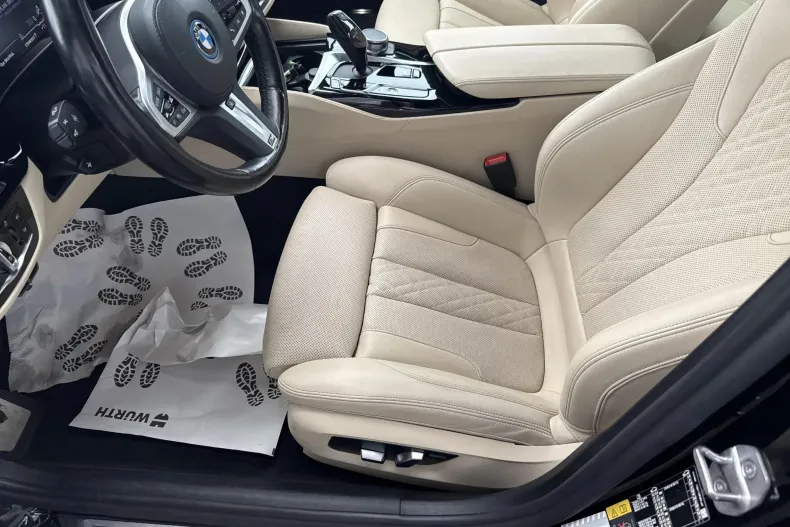 BMW Seria 5 din 2021 cu 120.170 km - oferta BMW133288 - foto 12