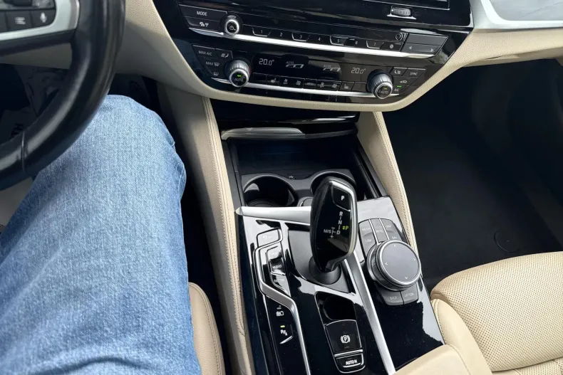 BMW Seria 5 din 2021 cu 120.170 km - oferta BMW133288 - foto 21