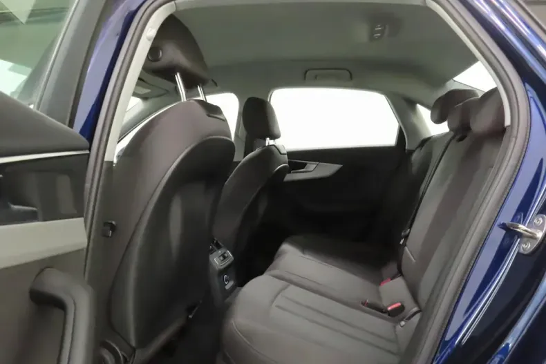 Audi A4 din 2020 cu 78.202 km - oferta AUD133304 - foto 5