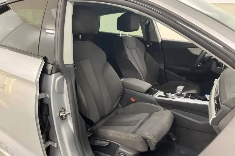 Audi A5 din 2021 cu 84.073 km - oferta AUD133305 - foto 8