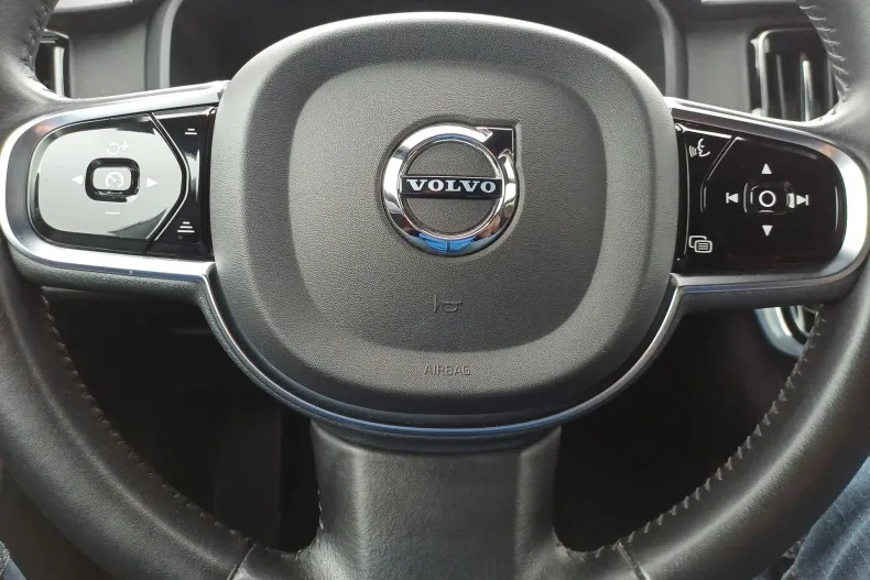 Volvo S90 din 2020 cu 86.532 km - oferta VOL133314 - foto 13