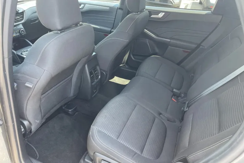 Ford Kuga din 2022 cu 75.816 km - oferta FOR133320 - foto 21