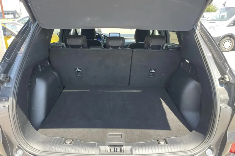 Ford Kuga din 2022 cu 75.816 km - oferta FOR133320 - foto 23