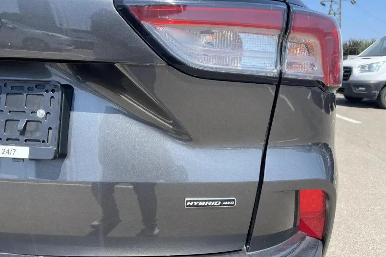 Ford Kuga din 2022 cu 75.816 km - oferta FOR133320 - foto 31