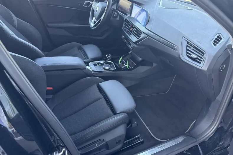 BMW Seria 1 din 2023 cu 60.568 km - oferta BMW133326 - foto 24