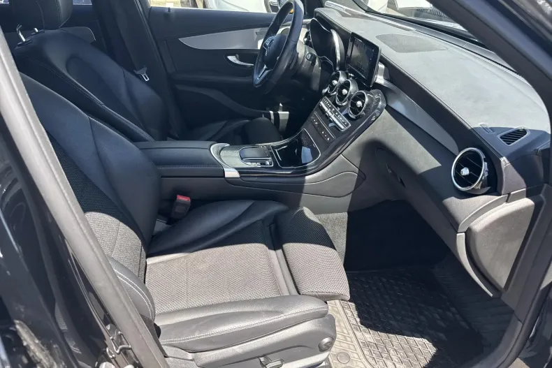 Mercedes-Benz GLC din 2021 cu 127.046 km - oferta MER133363 - foto 24