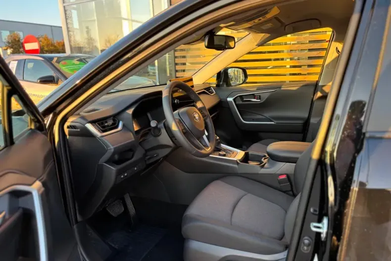 Toyota RAV4 din 2025 cu 5 km - oferta TOY133383 - foto 9