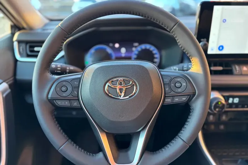 Toyota RAV4 din 2025 cu 5 km - oferta TOY133383 - foto 15