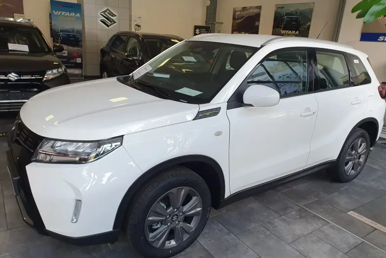 Suzuki Vitara din 2025 cu 0 km - oferta SUZ133402 - foto 3
