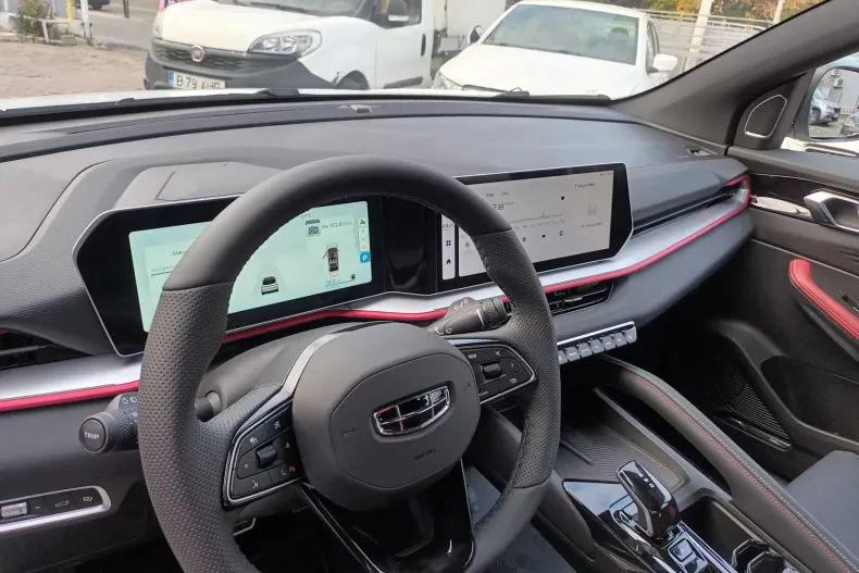 Geely Coolray din 2024 cu 28 km - oferta GEE133403 - foto 9