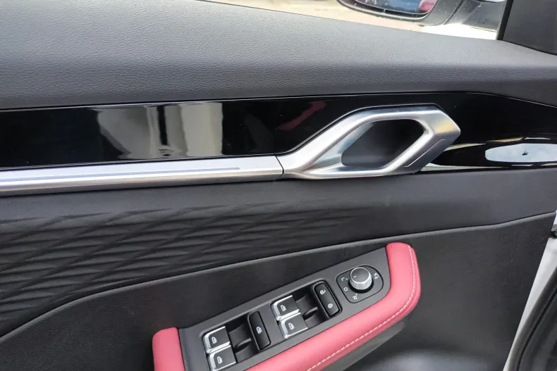 Geely Coolray din 2024 cu 28 km - oferta GEE133403 - foto 11