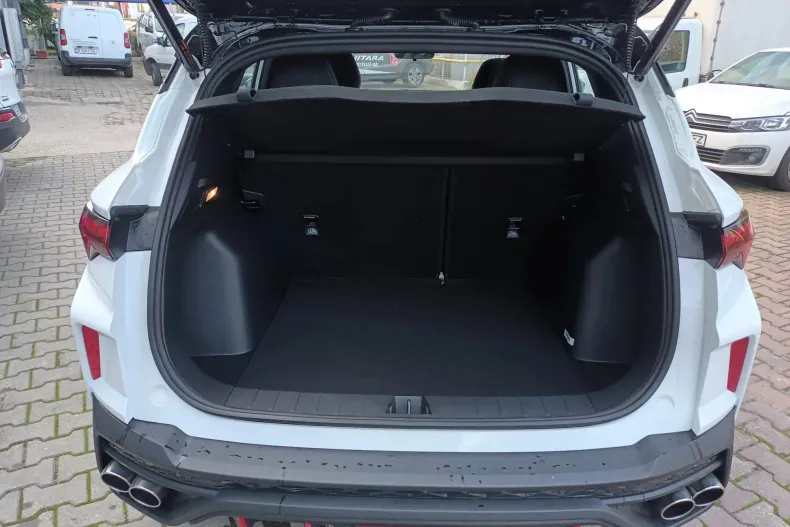 Geely Coolray din 2024 cu 28 km - oferta GEE133403 - foto 12