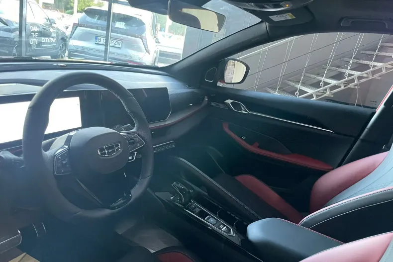 Geely Coolray din 2024 cu 18 km - oferta GEE133405 - foto 7