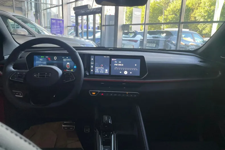 Geely Coolray din 2024 cu 18 km - oferta GEE133405 - foto 9