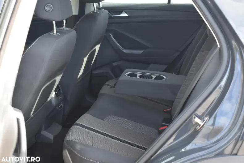 Volkswagen T-Roc din 2020 cu 103.768 km - oferta VOL133426 - foto 6