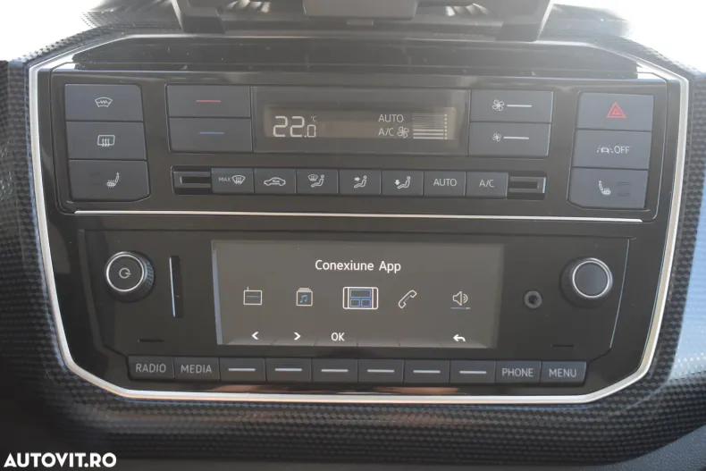 Volkswagen up! din 2022 cu 22.421 km - oferta VOL133430 - foto 20