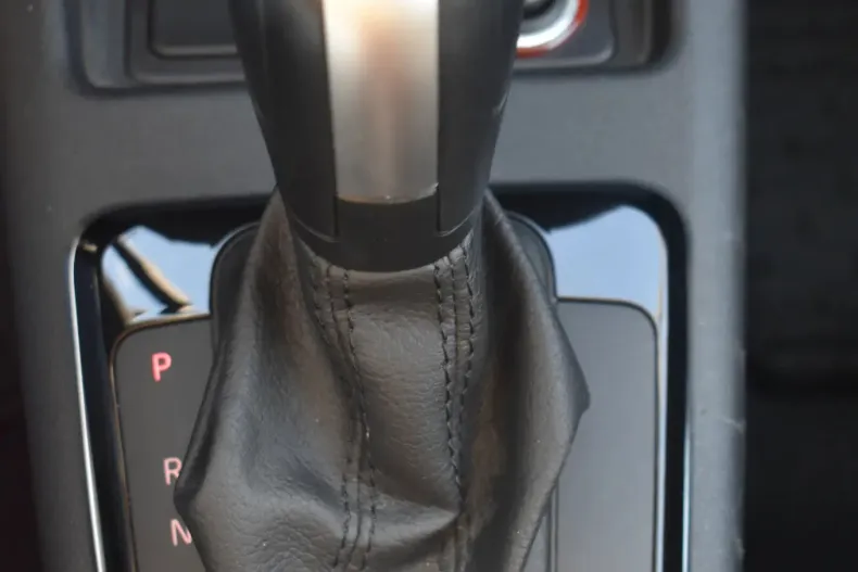 Volkswagen up! din 2022 cu 22.421 km - oferta VOL133430 - foto 22