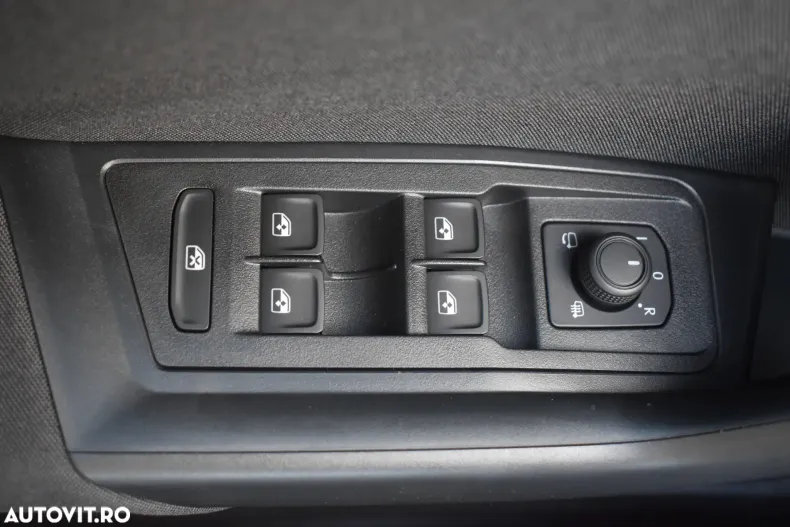 Volkswagen T-Roc din 2024 cu 485 km - oferta VOL133431 - foto 15