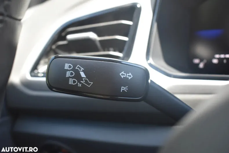 Volkswagen T-Roc din 2024 cu 485 km - oferta VOL133431 - foto 18