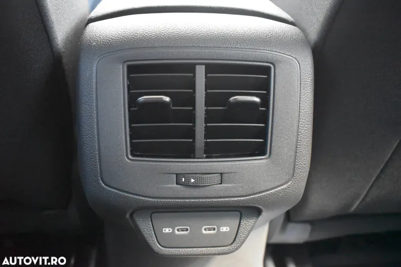 Volkswagen T-Roc din 2024 cu 485 km - oferta VOL133431 - foto 26