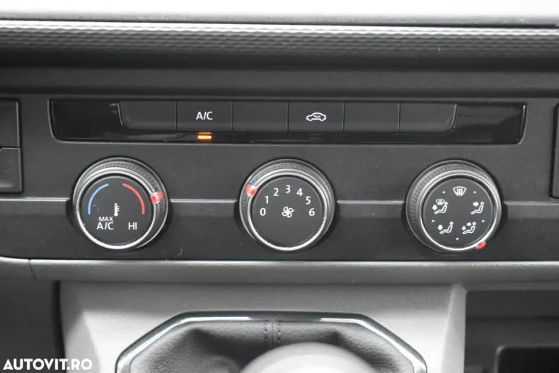 Volkswagen Transporter din 2021 cu 173.660 km - oferta VOL133434 - foto 27