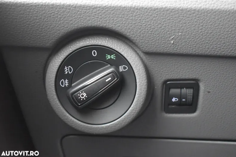 Volkswagen Transporter din 2021 cu 173.660 km - oferta VOL133434 - foto 29