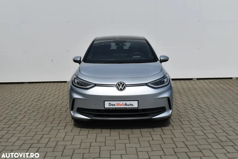 Volkswagen ID.3 din 2024 cu 5.050 km - oferta VOL133446 - foto 2