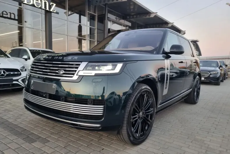 Land Rover Range Rover din 2023 cu 25.000 km - oferta LAN133465 - foto 1