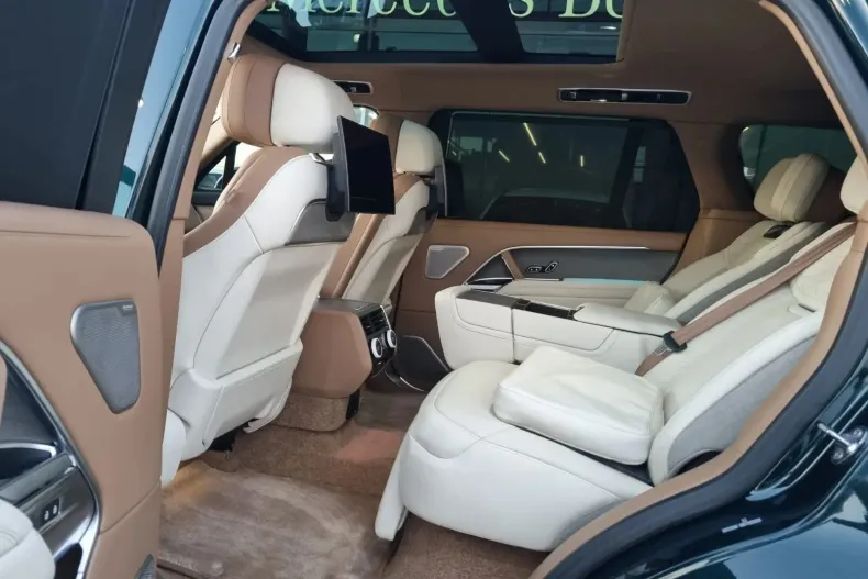 Land Rover Range Rover din 2023 cu 25.000 km - oferta LAN133465 - foto 16