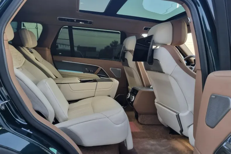 Land Rover Range Rover din 2023 cu 25.000 km - oferta LAN133465 - foto 17