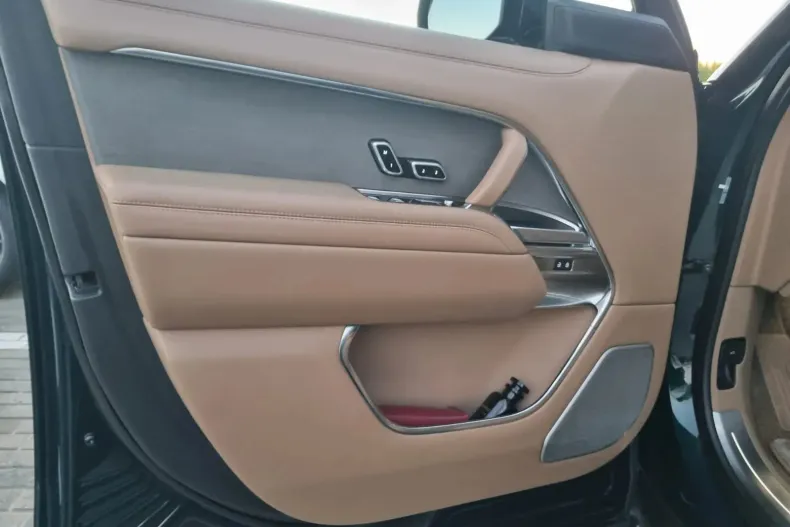 Land Rover Range Rover din 2023 cu 25.000 km - oferta LAN133465 - foto 19