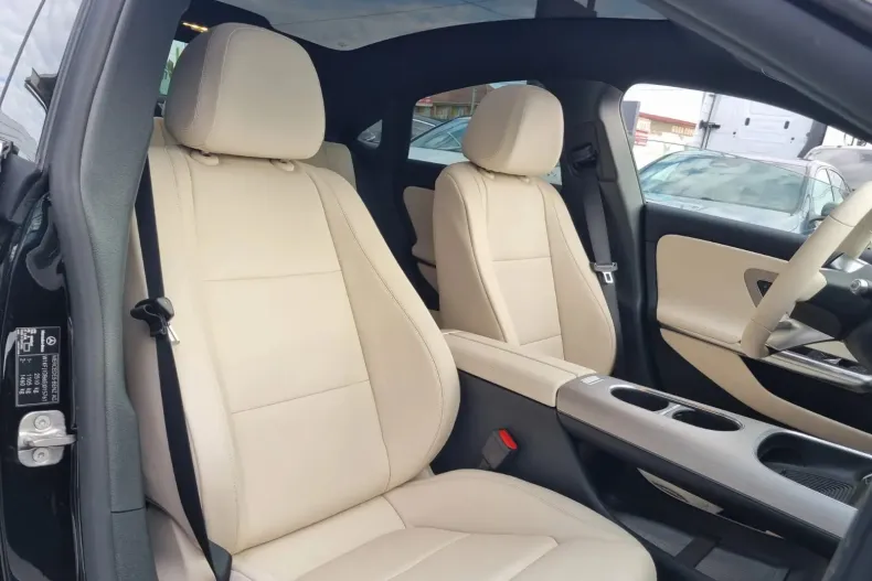 Mercedes-Benz CLA din 2025 cu 2.800 km - oferta MER133467 - foto 17