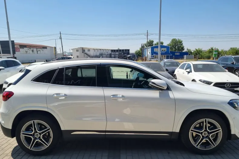 Mercedes-Benz GLA din 2025 cu 1 km - oferta MER133475 - foto 5