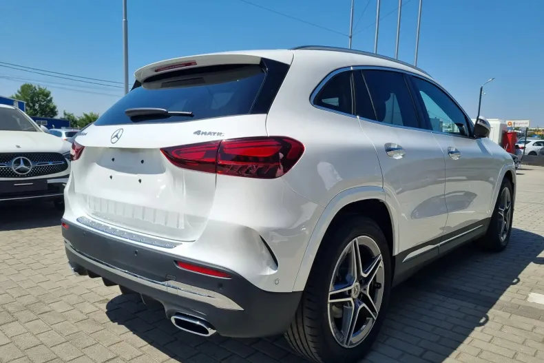Mercedes-Benz GLA din 2025 cu 1 km - oferta MER133475 - foto 8
