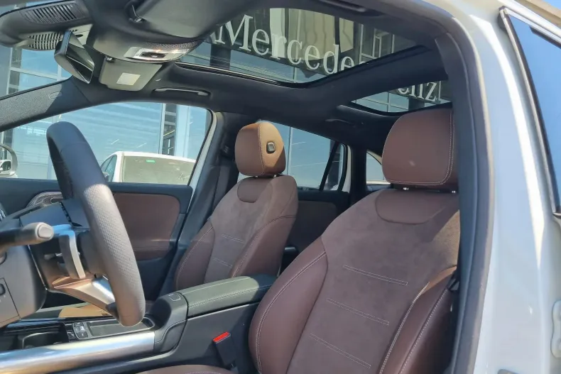 Mercedes-Benz GLA din 2025 cu 1 km - oferta MER133475 - foto 26