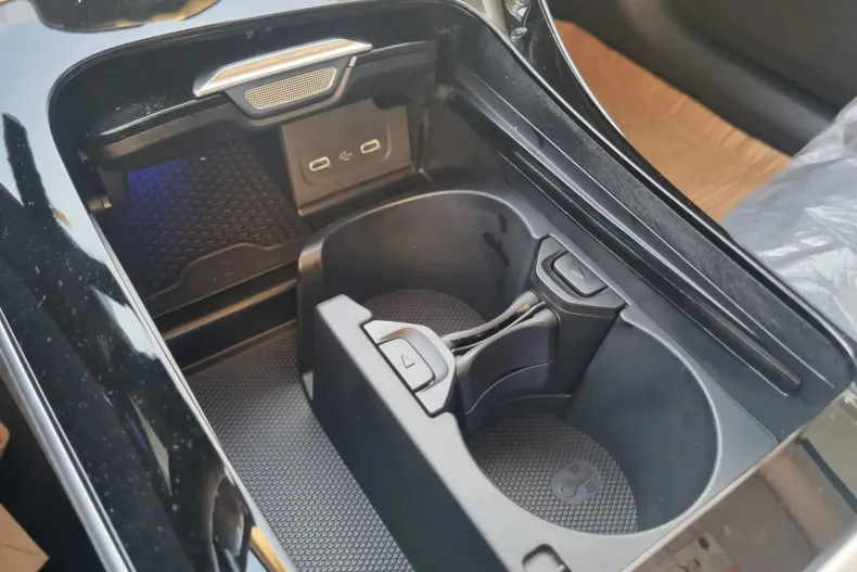 Mercedes-Benz C din 2025 cu 1 km - oferta MER133478 - foto 19