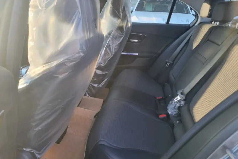 Mercedes-Benz C din 2025 cu 1 km - oferta MER133478 - foto 28