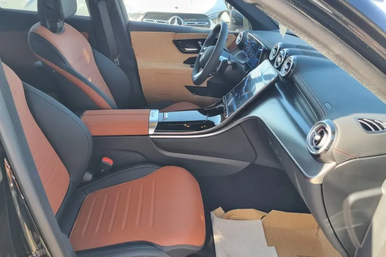 Mercedes-Benz GLC din 2025 cu 1 km - oferta MER133479 - foto 18