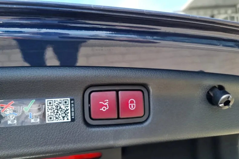 Mercedes-Benz C din 2024 cu 1 km - oferta MER133480 - foto 32